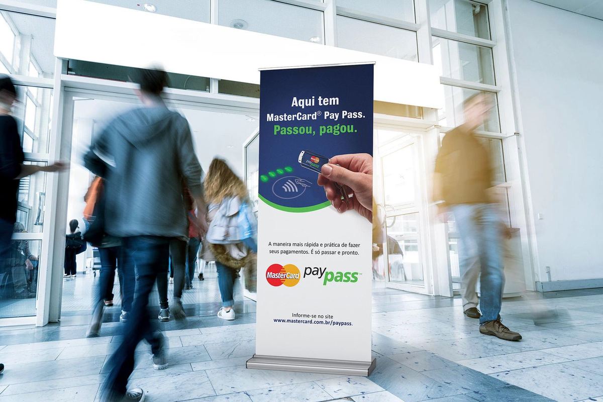 Mastercard — Banner — design and final artwork. Via Hype / Estúdio Trilho Design.